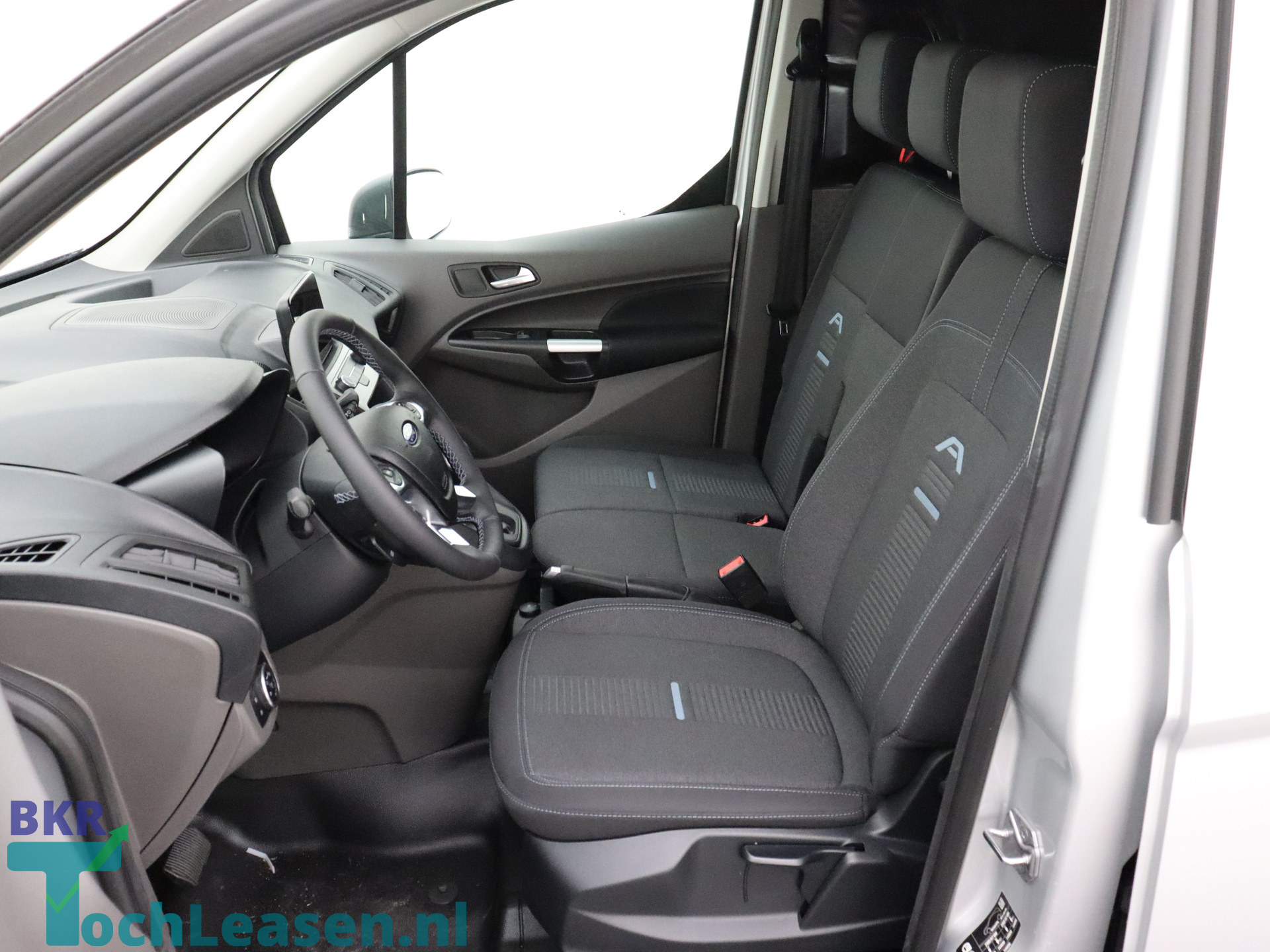 BKRTochleasen - Ford Transit Connect - Zilver 14